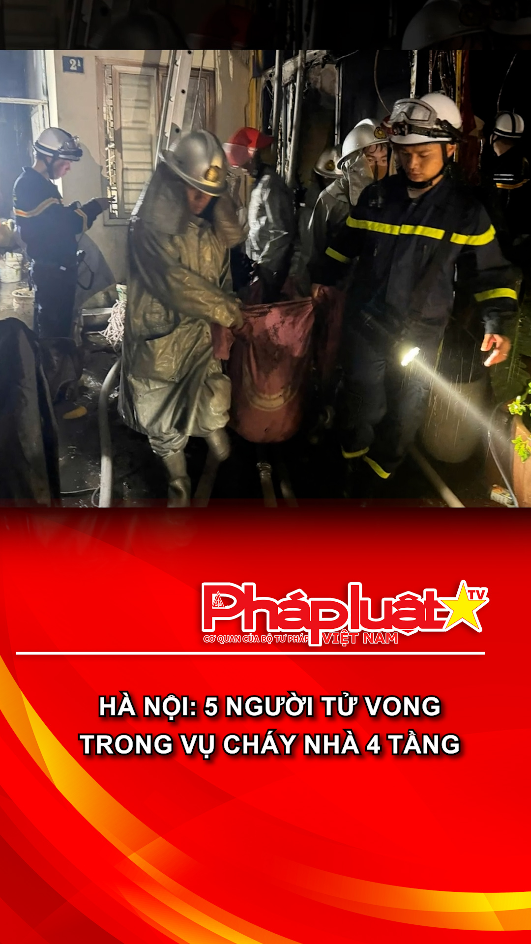 Hà Nội: 5 người tử vong trong vụ cháy nhà 4 tầng
